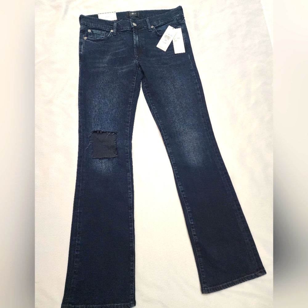 7 for all mankind Women's Low Rise Boot Cut dark wash size 29 jeans